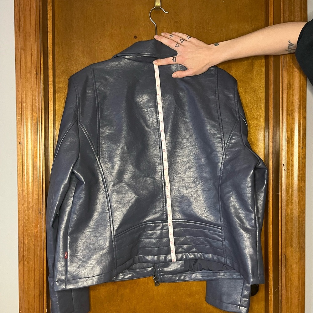 Levi’s Blue/Gray FAUX Leather Jacket - Picture 7 of 8